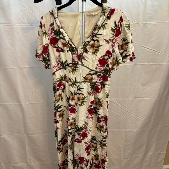 Dresses & Skirts - Entro Floral Maxi Dress Size S Cream Red Tropical Boho V Neck